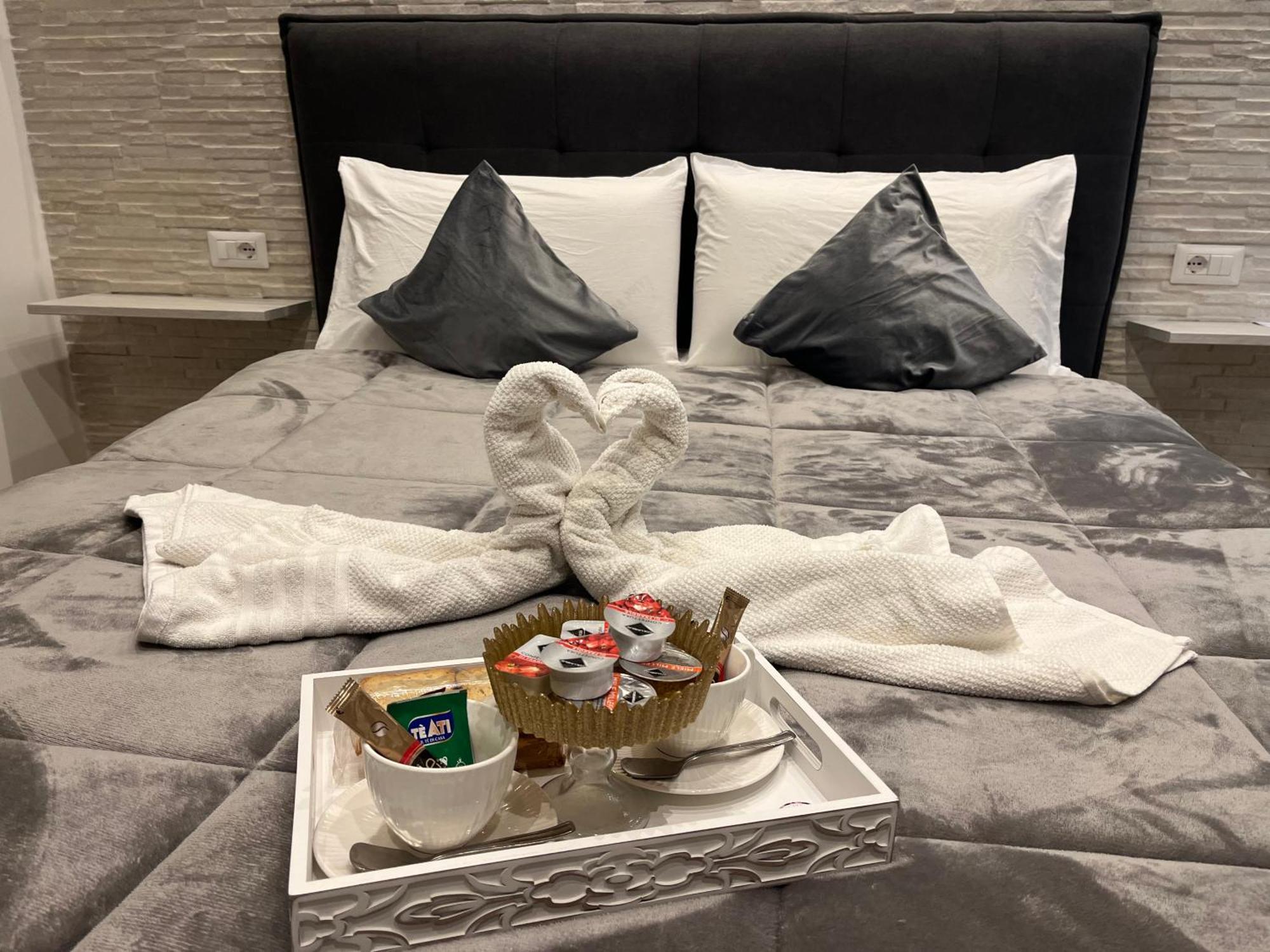 菲乌米奇诺 New House酒店 外观 照片
